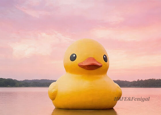 Bebek Kuning Karikatur yang Bisa Diinflasi yang Dirancang Sesuai Khususnya Cocok untuk Taman Luar dan Dapat Digunakan di Air